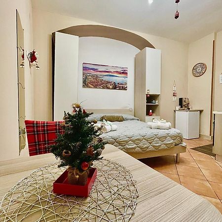 נאפולי Materday Apartment מראה חיצוני תמונה